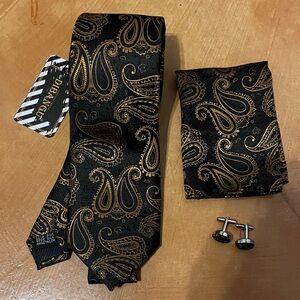 Paisley Black and Copper Silk Tie Set